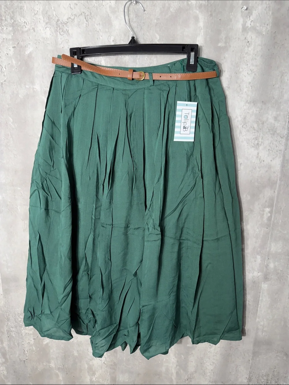 NWT TULIP B Pleated Green Midi Skirt with Brown Belt - Picture 1 of 3